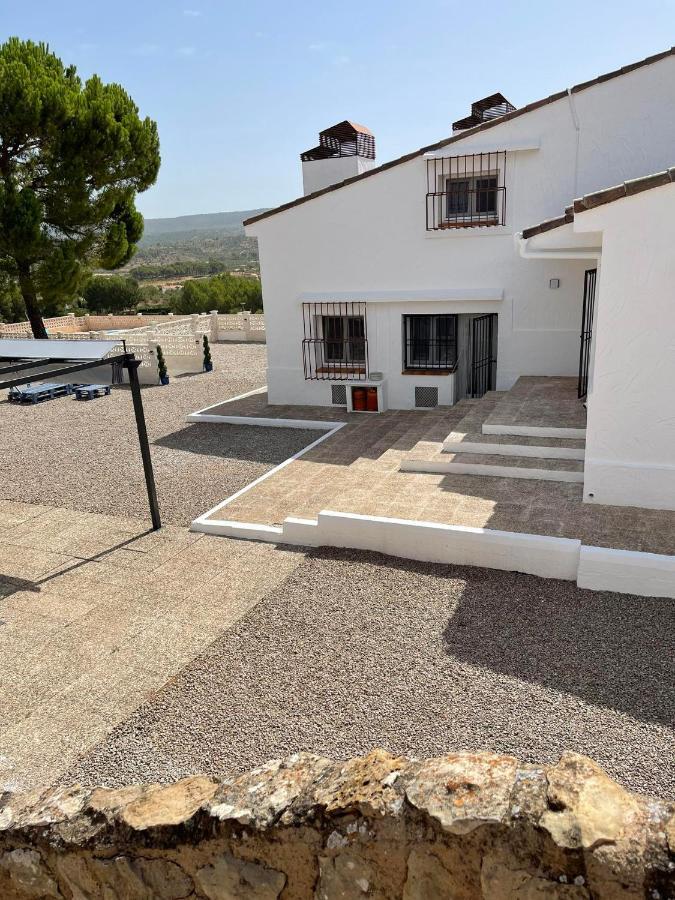 Djm Palms - Shared Casa Rural - Casa Rural Compartida - No Es Una Casa Privada Ayora 外观 照片