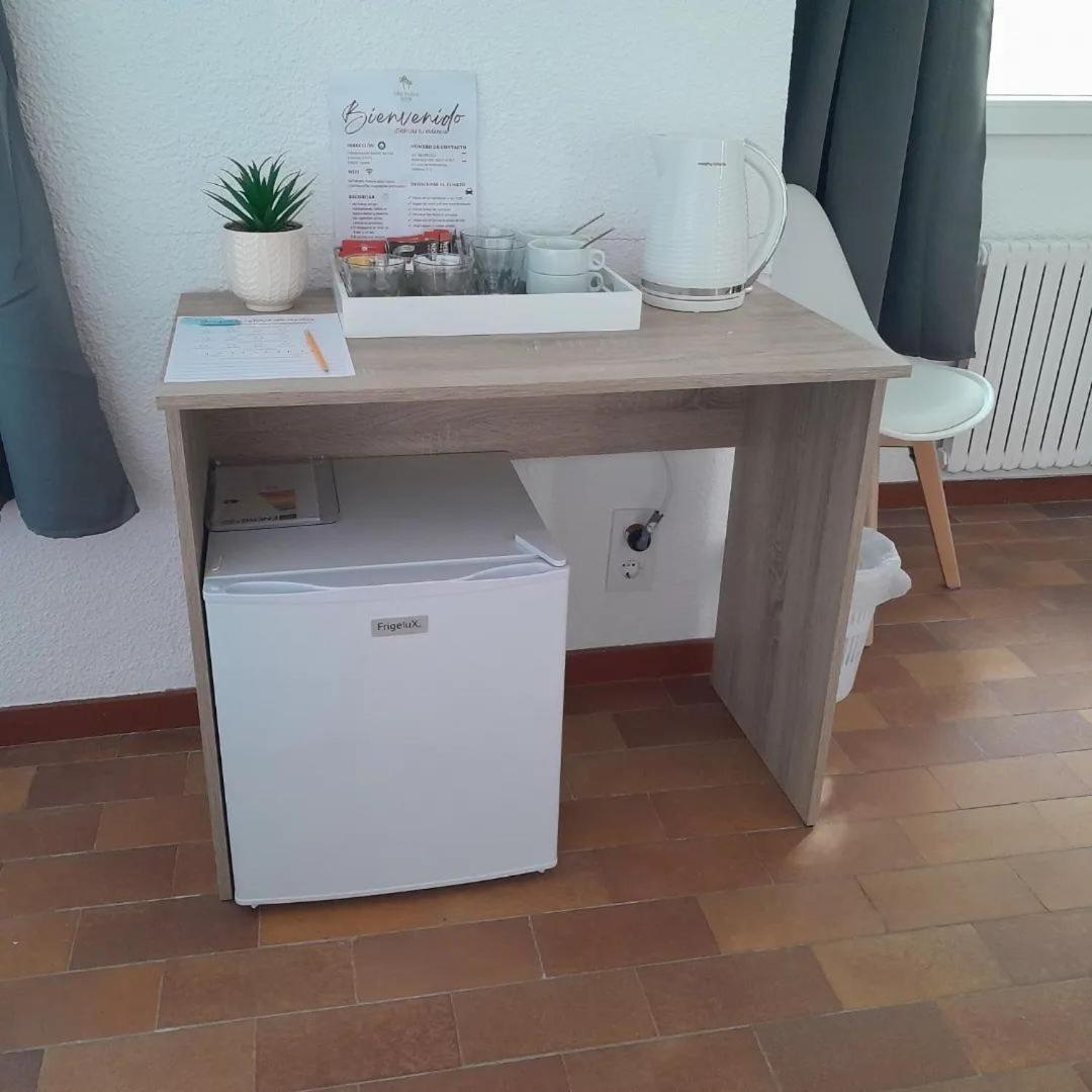 Djm Palms - Shared Casa Rural - Casa Rural Compartida - No Es Una Casa Privada Ayora 外观 照片